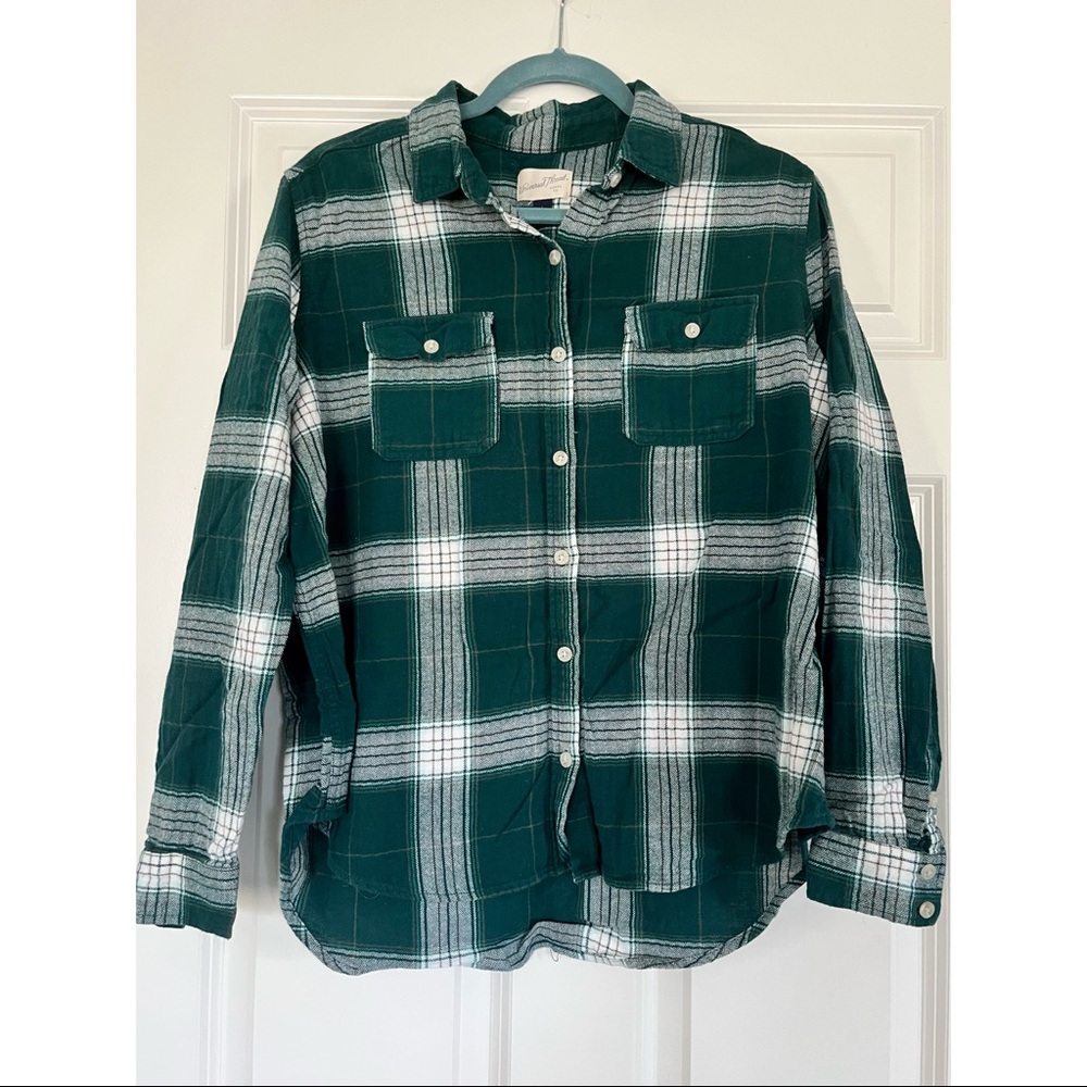 Green plaid lightweight flannel